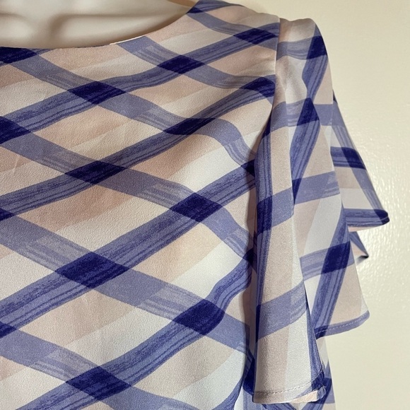 Banana republic Short Ruffle Sleeve Blouse - Picture 9 of 9